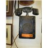 Image 1 : Antique metal wall phone
