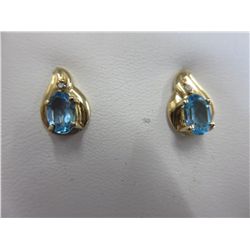 10KT yellow gold New Blue Topaz Earrings. Gemologist appraised at $550.00