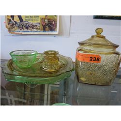 5 Pieces of amber & green depression glass
