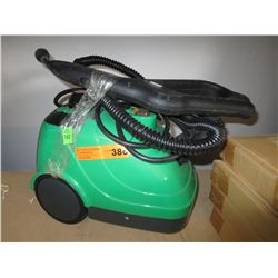 Small steam cleaner