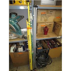 Level & extension pole