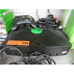 Xbox with 1 controller, some cords