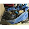 Image 1 : Duffel bag & contents