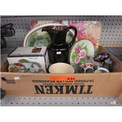 Box of decorative household items