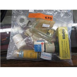 Approx 10 vintage pharmacy items