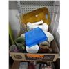 Image 1 : Box of household items