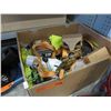 Image 1 : Box of assorted goods
