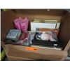 Image 1 : Box of miscellaneous goods.