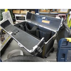 Vanguard rolling equipment case