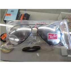 Pair of Men's Ray Ban Sunglasses
