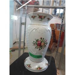 Large Royal Albert bone china vase