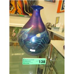 Hand blown art vase - Signed