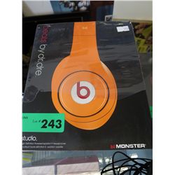 Isolation head phones-orange