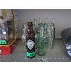 Approx. 20 vintage glass bottles