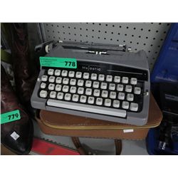 Vintage Majestic typewriter & carrying case