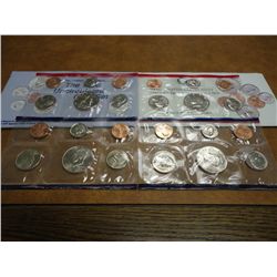 1989 & 1998 US MINT SETS P/D (WITH ENVELOPES)