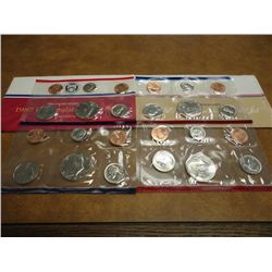 1986 & 1987 US MINT SETS P/D (WITH ENVELOPES)