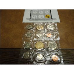 1986 US MINT SET (UNC) P/D NOT PACKAGED BY THE US