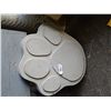 Image 1 : CONCRETE - PAW - MED