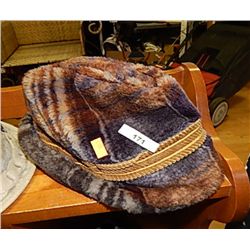 RETRO MAN'S HATS - 2