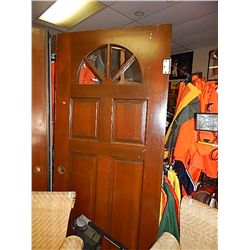 EXTERIOR DOOR WITH WINDOW