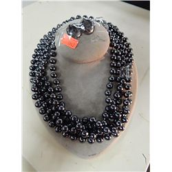 REALLY LONG NECKLACE AND EARING SET