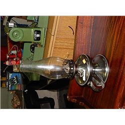 OIL LAMP WITH FINGER HOLDER