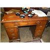 Image 1 : VINTAGE MAHOGANY 8 DRAWER DESK