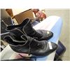 Image 1 : LADIES SANDLES - SIZE - 7 ½ & LADIES BOOTS SIZE 8