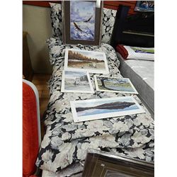 COMFORTER AND PILLOW - SINGLE