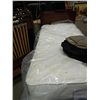 Image 1 : NEW SINDLE MATTRESS - EXTRA LONG