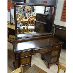 VINTAGE MAHOGANY VANITY WITH SQUARE MIRROR