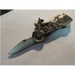 KNIFE - NEW - FOLDING MOTORCYCLE STYLE