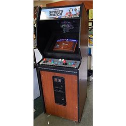 VINTAGE FABTEC VIDEO ARCADE GAME - WITH WORKING COIN ORERATION -  WORKING GOOD