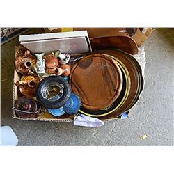 BOX OF ORNAMENTS AND MINITURES