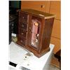 Image 1 : JEWELERY BOX