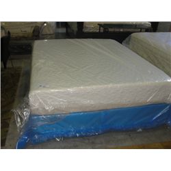 QUEEN SIZE TEMPERPEDIC MEMORY FOAM MATTRESS AND BOXSPRING SET