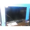 Image 1 : INSIGNIA 46" TV WITH REMOTE