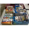 Image 1 : 7 SHOWCASE DC COMIC BOOKS AND A BOX OF ASSORTED HOT WHEELS