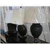 Image 1 : 3 CERAMIC BASE TABLE LAMPS