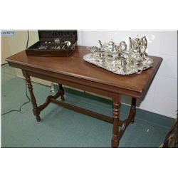 Mid 20th century large console/sofa table with jack knife leaf