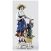 Image 1 : Leány szolovel Höchst, 19. sz. vége, festett porcelán