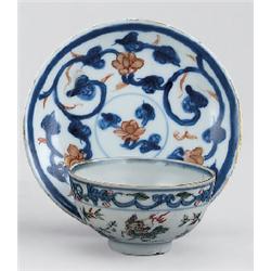 Csésze aljjal Kína, 19. sz. vége, festett porcelán