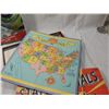 Image 2 : LOT 2 GAMES  TOY STORY STATE CAPITALS