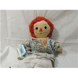 16" VINTAGE RAGGEDY ANN DOLL.