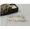 Image 1 : WOMANS FASHION JEWLERY PEARL BRACLET