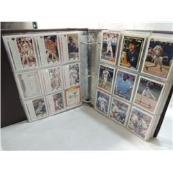 BINDER FULL MIXED MAKER/YEAR BASEBALL CARD