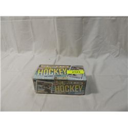 1990 TOPPS HOCKEY PICTURE CARDS COMPLETE SET
