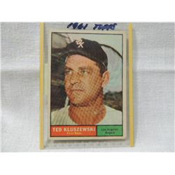 1961 TOPPS #65 TED KLUSZEWSKI BASEBALL CARD