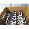 Image 2 : LOT 18 COLLECTIBLE MLB FIGURINES